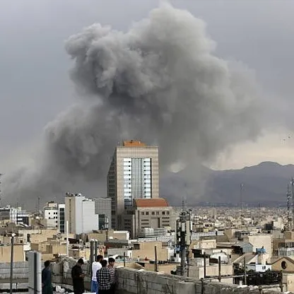 إيران تعلن استعدادها لـ"حرب طويلة".. وترمب لا يستبعد إرسال قوات برية