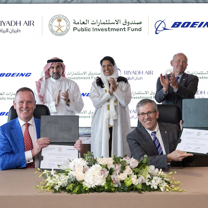 "طيران الرياض" و"السعودية" تشتريان 121 طائرة "بوينج 787" بقيمة 37 مليار دولار
