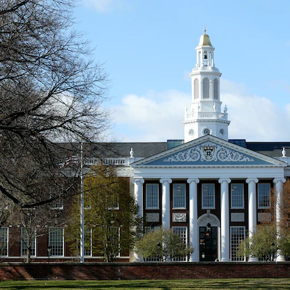 شكوى ضد جامعة هارفرد لتجاهل بلاغات تحرش