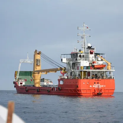 وسط توقعات بكسر حاجز 150 دولاراً.. الحصار الأميركي لمضيق هرمز يرفع أسعار النفط