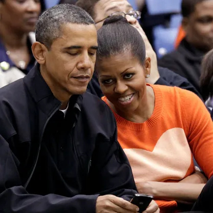 ترمب ينشر مقطع فيديو لأوباما وزوجته "على هيئة قردة"