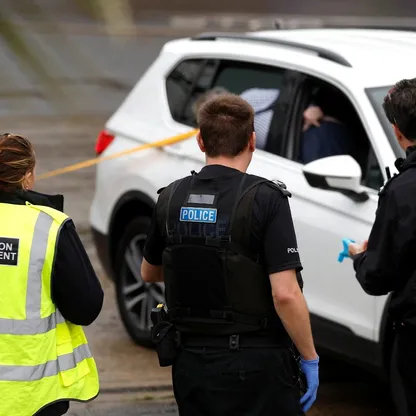 الشرطة البريطانية تعتقل 3 أشخاص متهمين بالتجسس لصالح روسيا