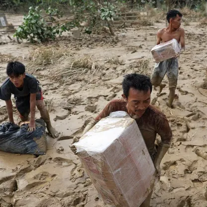 توابع فيضانات إندونيسيا.. انتشار الأمراض وسط نقص حاد بالرعاية الطبية