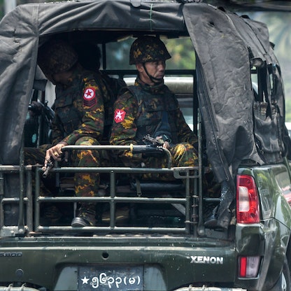 ميانمار.. اتهام مجموعة إثنية بالهجوم على موكب عسكري صيني