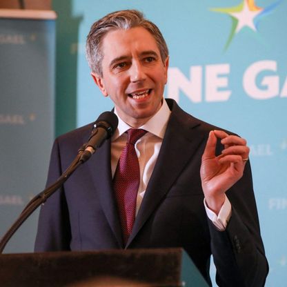 أصغر رئيس وزراء في إيرلندا.. الحزب الحاكم يختار سيمون هاريس زعيماً