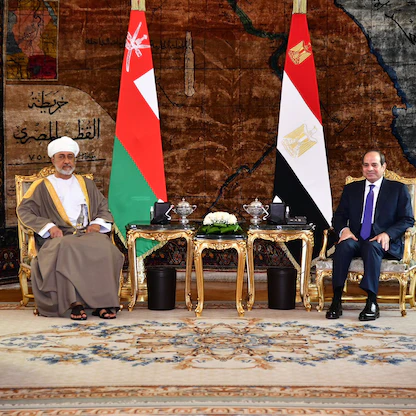 الرئيس المصري وسلطان عمان يتوافقان على "ضرورة تسوية أزمات المنطقة"