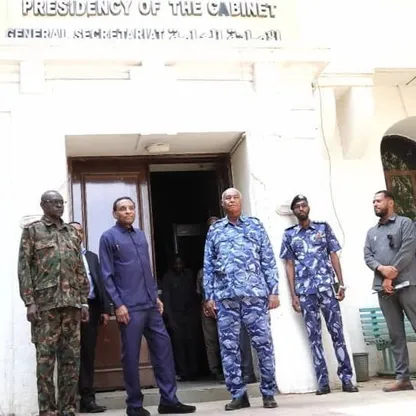 رئيس الوزراء السوداني يتعهد بإعادة إعمار الخرطوم وتحسين الخدمات خلال أشهر