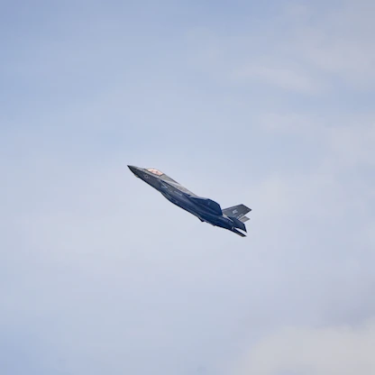 "نقص في المحركات" يهدد بوقف تحليق بعض مقاتلات F 35