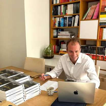 "كيف تصير كاتباً" لألكسندر لاكروا.. شرط الكتابة التجربة