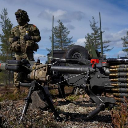 الناتو: ارتفاع أسعار الأسلحة والذخائر يعيق تعزيز الأمن