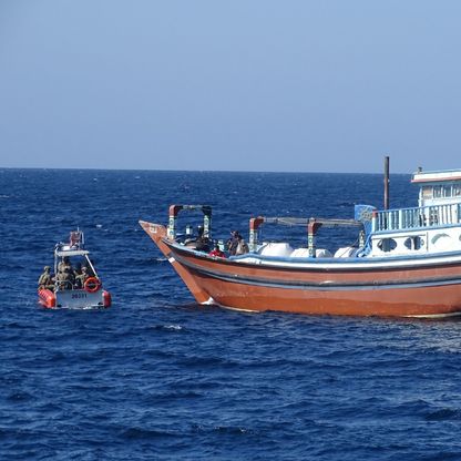 البحرية الأميركية: إيران ضالعة "بشكل مباشر" في هجمات الحوثيين بالبحر الأحمر