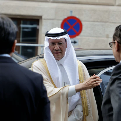 "أوبك بلس" يمدد اتفاق خفض إنتاج النفط لنهاية 2024