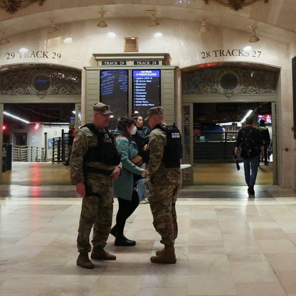 نيويورك تنشر الحرس الوطني في مترو الأنفاق لمواجهة ارتفاع الجرائم