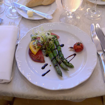 الحكمة الغذائية.. لماذا يُفضل البشر أطعمة معينة ويكرهون أخرى؟