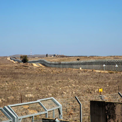 قصف إسرائيلي يستهدف ريف القنيطرة جنوب سوريا