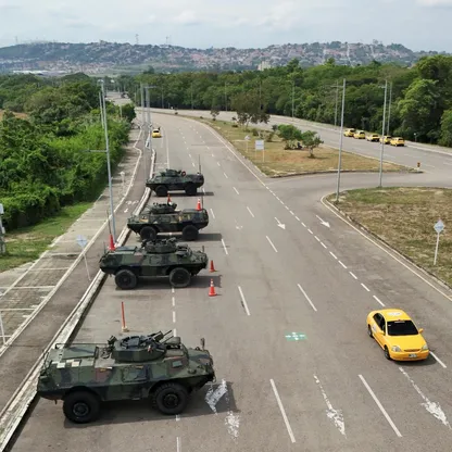 شاهد.. كولومبيا تحشد قواتها على حدود فنزويلا بعد الضربة الأميركية