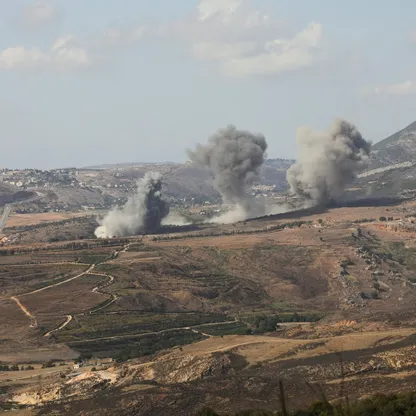 الجيش الإسرائيلي: سنشن سلسلة هجمات على مناطق في جنوب لبنان
