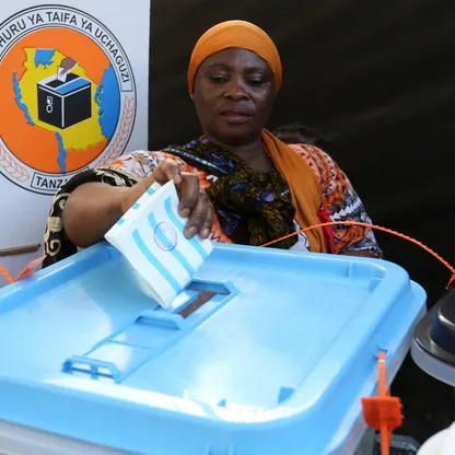 تنزانيا.. تعليمات لموظفي الحكومة والطلاب بالبقاء في المنازل بعد انتخابات شابتها فوضى