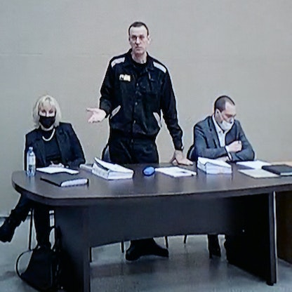 أليكسي نافالني يواجه عقوبة السجن 10 سنوات في محاكمة جديدة