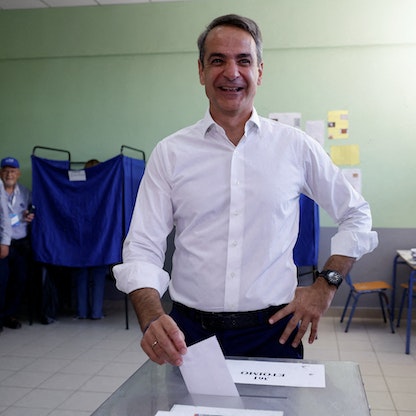 اليونان.. انطلاق الانتخابات البرلمانية وسط توقعات بفوز المحافظين