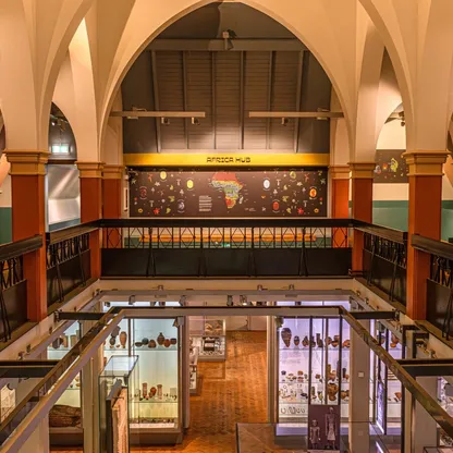 النهب في عصر الاستعمار.. متحف بريطاني يعرض آلاف القطع الإفريقية المجهولة