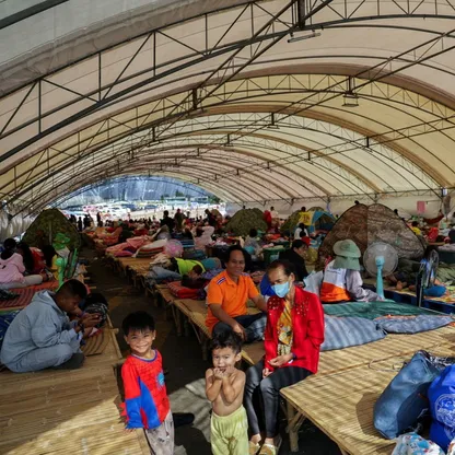 اشتباكات عنيفة بين تايلندا وكمبوديا على طول الحدود المتنازع عليها