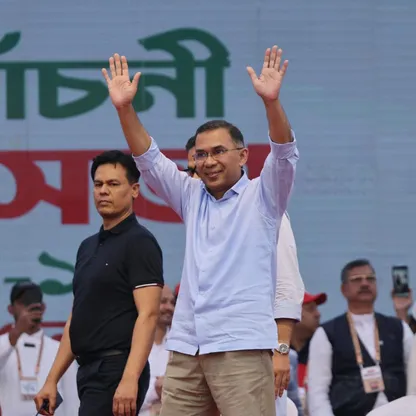 بعد 17 عاماً في المنفى.. وريث سياسي يسعى لقيادة بنجلاديش