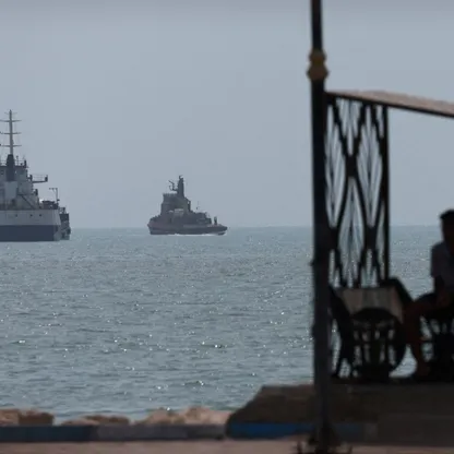 إيران تتحدى "العزل الاقتصادي" بسلاح هرمز.. والجمود يضاعف ضغوط الانتخابات على ترمب