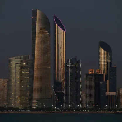 الإمارات تعلن التصدي لهجوم إلكتروني استهدف جهات حكومية وخاصة