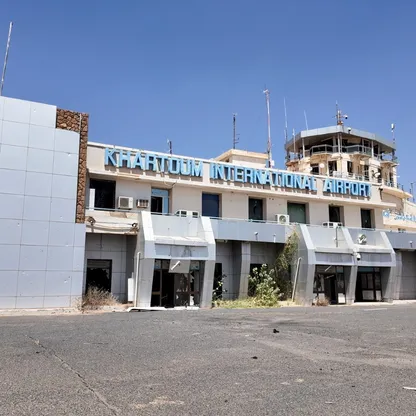 عودة مطار الخرطوم إلى العمل.. رمزية العودة وتحديات التشغيل