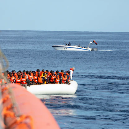 مأساة جديدة على سواحل ليبيا.. انتشال جثث 28 مهاجراً