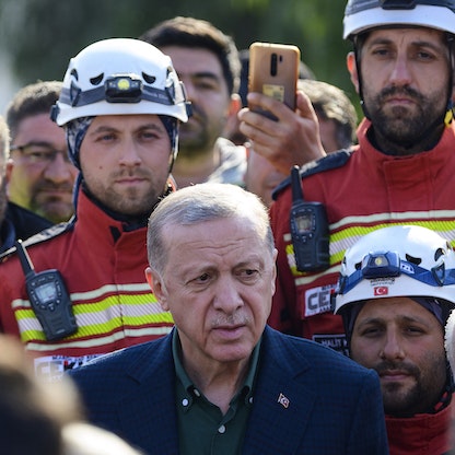 أردوغان يتعهد بإنهاء حقبة انهيار المباني في تركيا