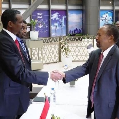 السودان.. حميدتي يلتقي حمدوك وقادة مدنيين في أديس أبابا