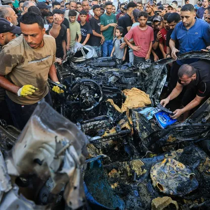 غارة إسرائيلية على قطاع غزة تقتل فلسطينياً وطفلته