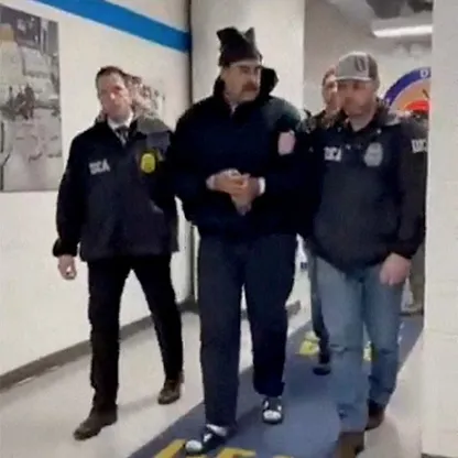 نقل مادورو إلى نيويورك.. محاولة "شرعنة" لاعتقال رئيس فنزويلا