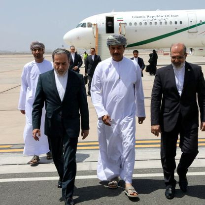 واشنطن وطهران تختتمان جولة رابعة "مفيدة" من المحادثات النووية.. وعُمان تنسق لاجتماع جديد