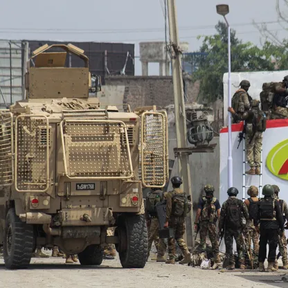باكستان: اشتباكات على الحدود بين جنود ومسلحين خلال محادثات مع أفغانستان