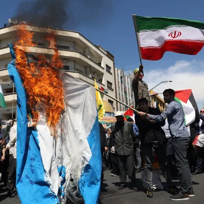 إيران تضع سيناريوهات الرد على إسرائيل.. وواشنطن تستبعد الانجرار لحرب بالمنطقة
