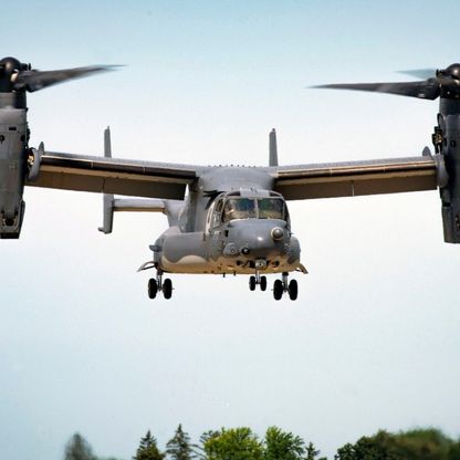 بعد حوادث تحطم مميتة.. الجيش الأميركي يعلق استخدام طائرات Osprey