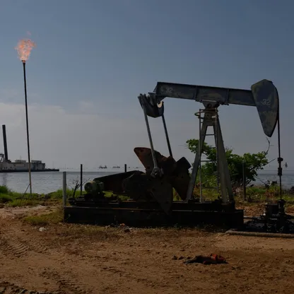 الاستحواذ الأميركي على نفط فنزويلا.. خيارات محدودة أمام كاراكاس لإنعاش الاقتصاد