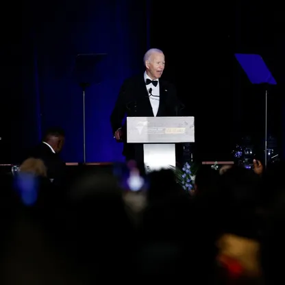 بايدن ينتقد ترمب: الولايات المتحدة تعيش "أياماً مظلمة"