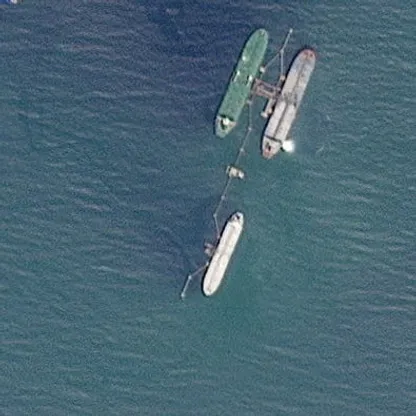 روسيا تطلب من أميركا وقف ملاحقة ناقلة نفط متجهة إلى فنزويلا