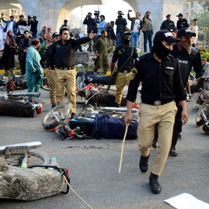 رغم تصاعد العنف.. باكستان تتعهد بإجراء الانتخابات في موعدها