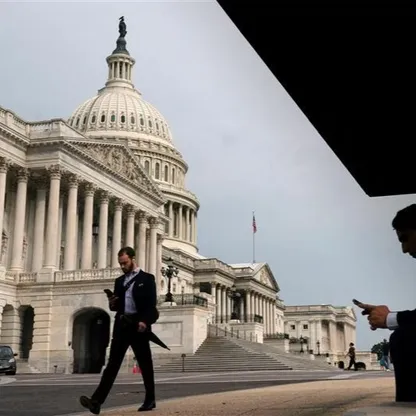 خطوة قد تمثل خرقاً.. صفقة تلوح في الأفق لإنهاء الإغلاق الحكومي الأميركي