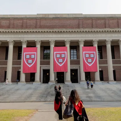 ترمب يعلن اقتراب إدارته من التوصل إلى اتفاق مع جامعة هارفارد