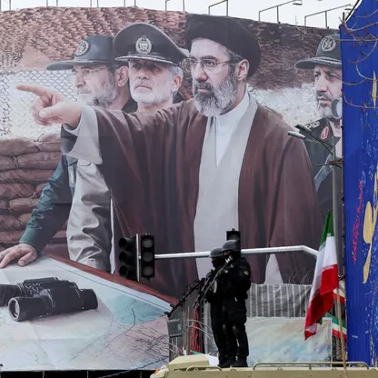 المرشد الجديد بينهم.. واشنطن تعرض مكافآت مالية مقابل معلومات عن مسؤولين إيرانيين