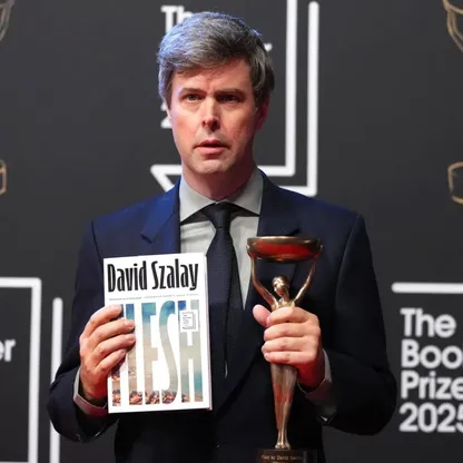 ديفيد سزالاي يفوز بجائزة "بوكر "العالمية
