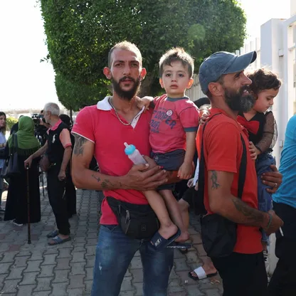 مدارس مهجورة وأحلام مؤجلة.. الحرب تهدد مستقبل أطفال لبنان