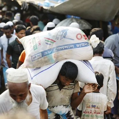 مسؤول بالأمم المتحدة: ملايين الأرواح في خطر بسبب الخفض "القاسي" للتمويل