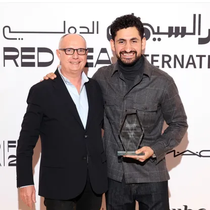 مجلة "فارايتي" تكرم نجم فيلم Giant أمير المصري في "البحر الأحمر"